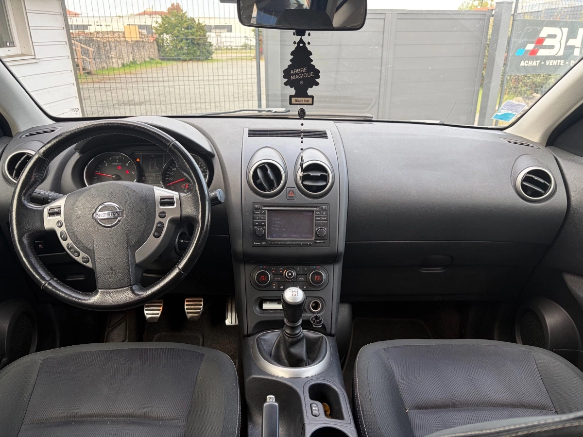 Nissan Qashqai - photo 10