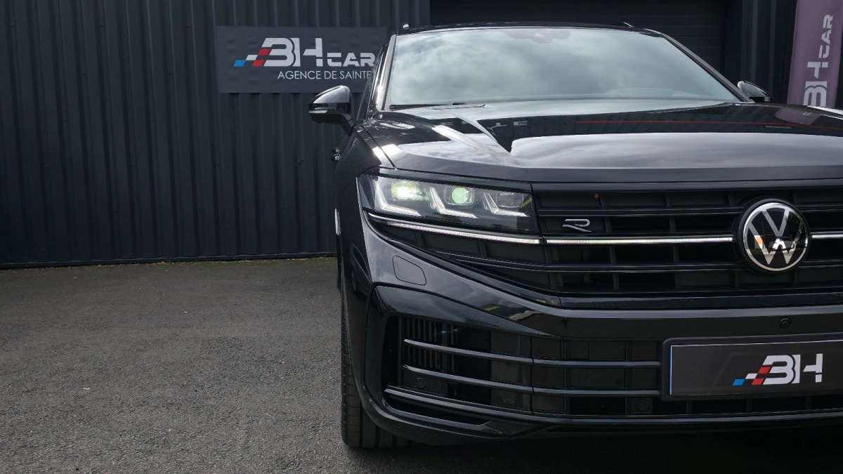 Volkswagen Touareg - photo 7