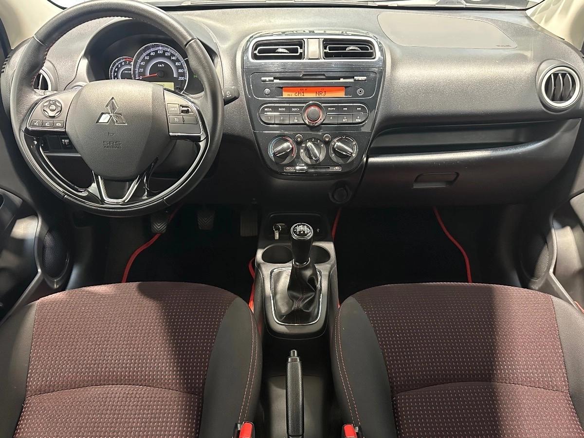 Mitsubishi SPACESTAR