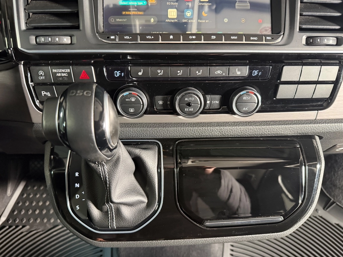 Volkswagen Multivan - photo 19