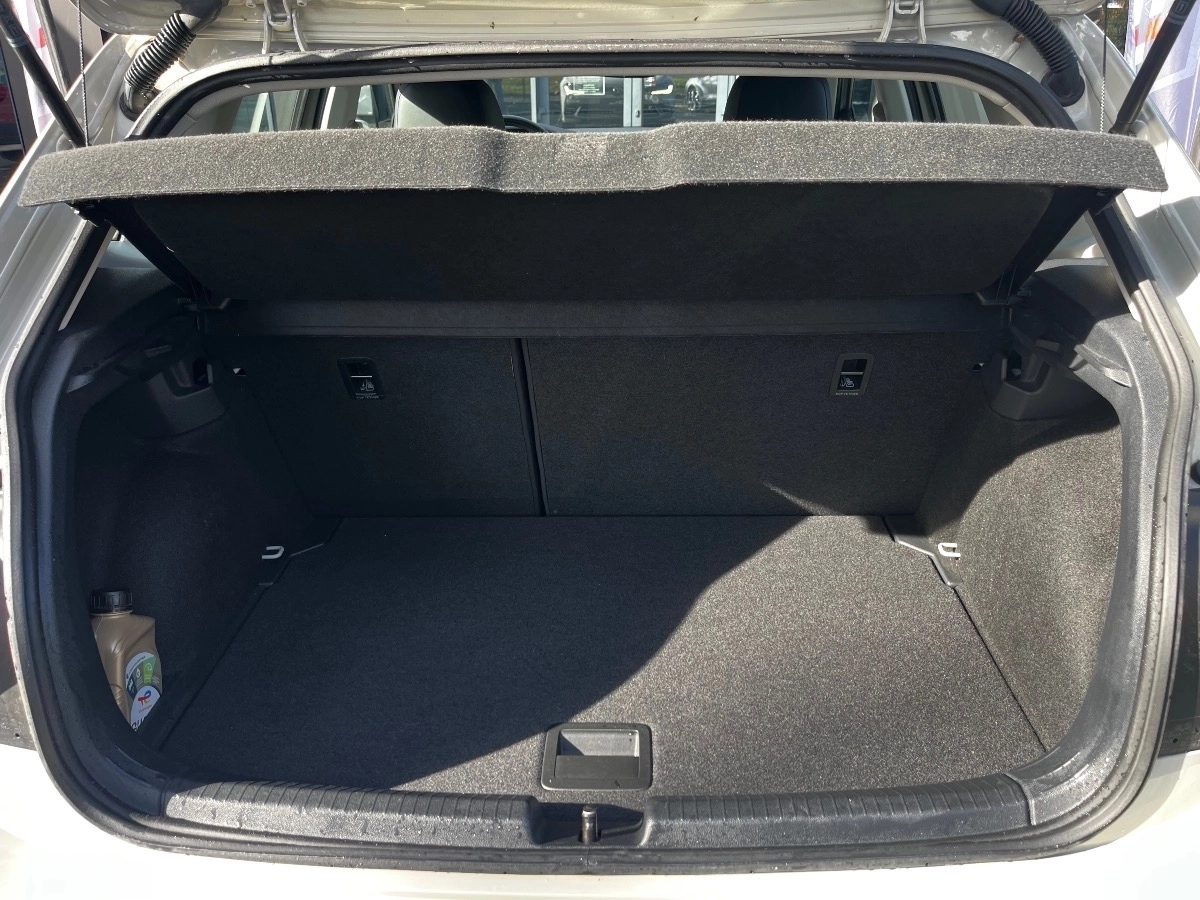 Volkswagen Polo - photo 22
