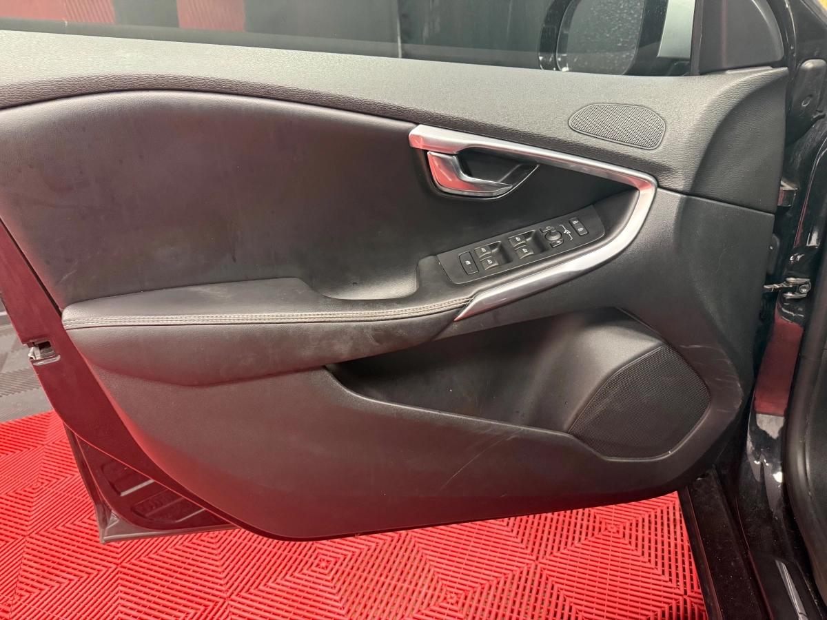 Aperçu indisponible de Volvo V40
