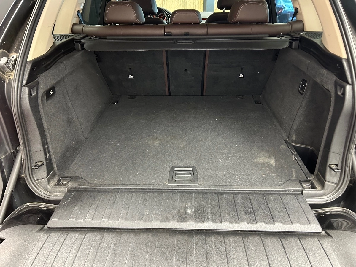 Bmw X5 - photo 18