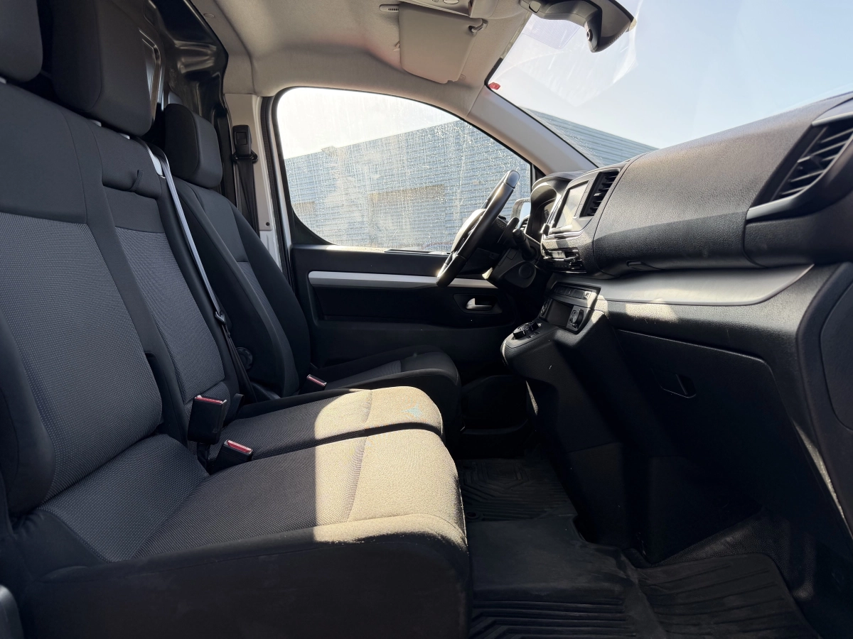 Fiat Scudo Vu - photo 9