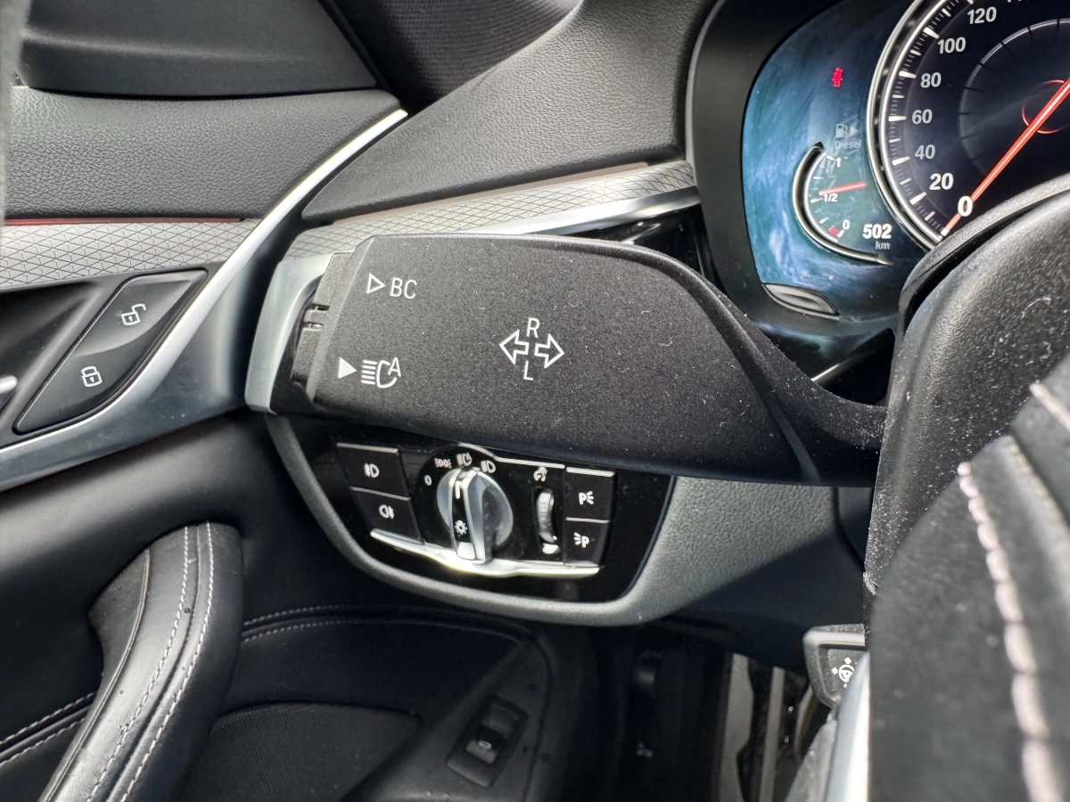 Bmw Serie 5 - photo 17