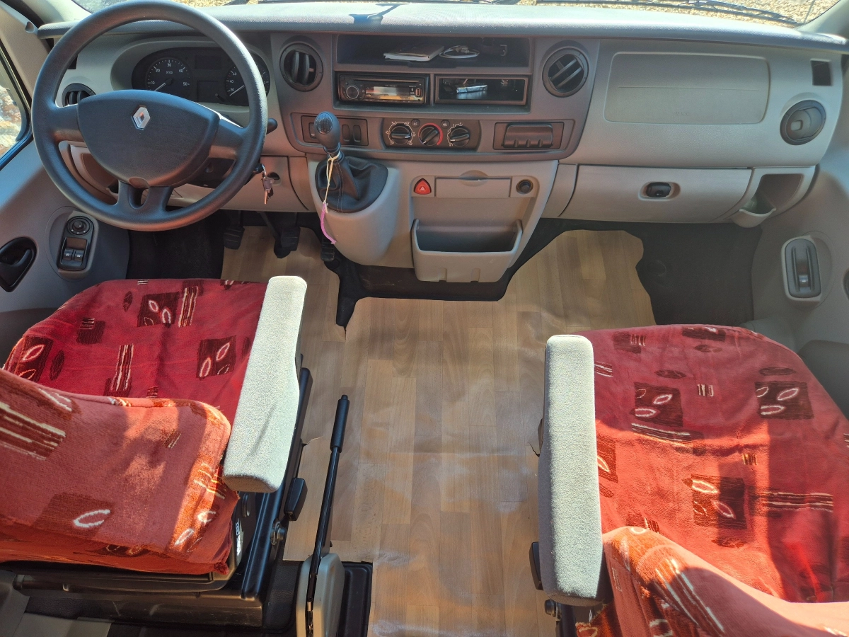 RENAULT MASTER - photo 10