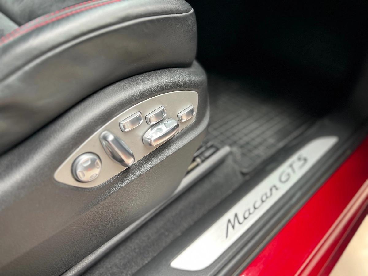 Porsche Macan GTS 3.0 V6 361 PDK7 /BOSE/CHRONO/TOIT PANO/