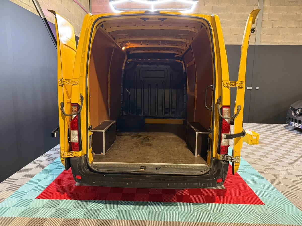 Renault Master Vu - photo 10