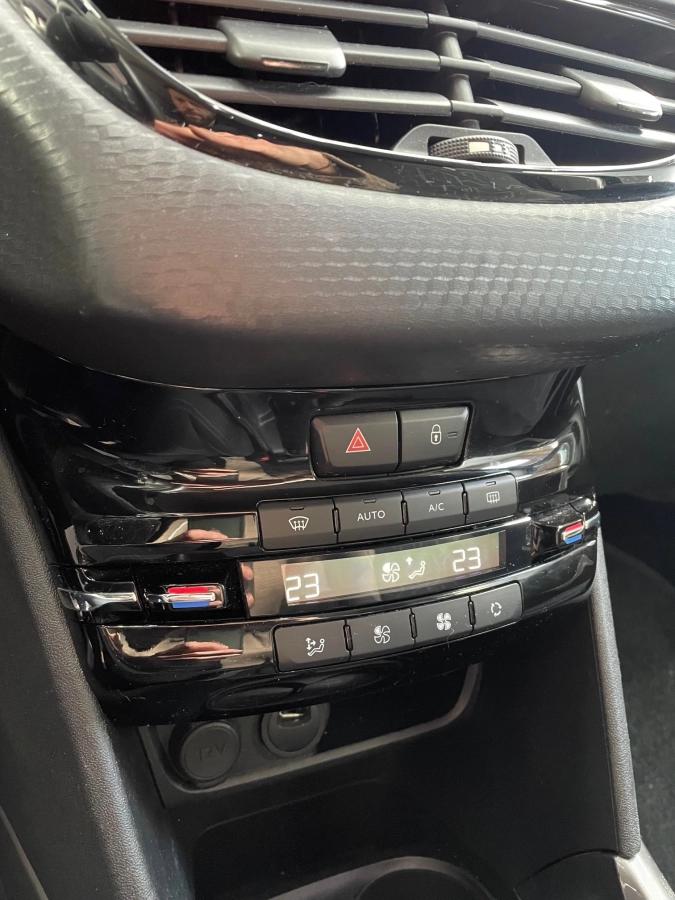 Peugeot 2008 GENERATION-I 1.2 PURETECH 80 STYLE