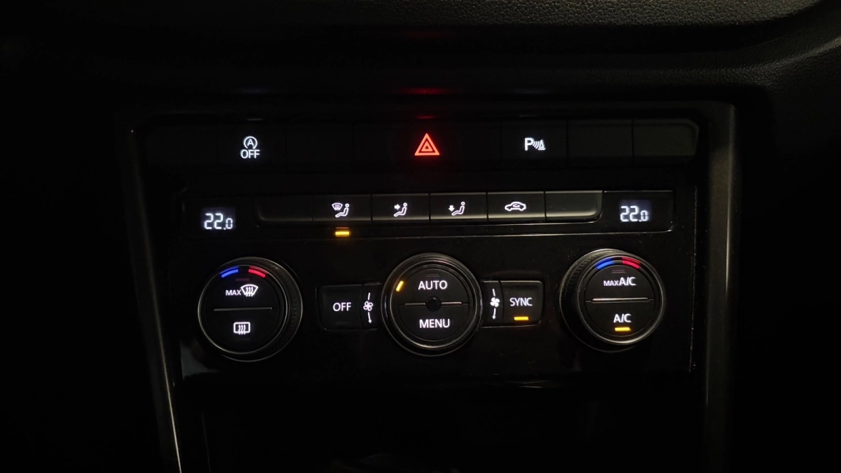 Volkswagen T-roc - photo 29