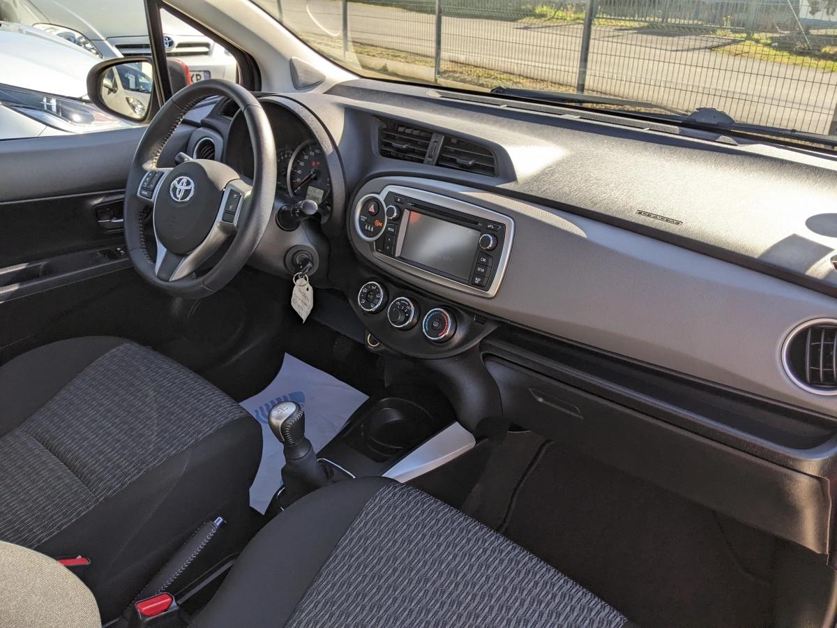 Toyota Yaris 1.0 VVTI 70 DYNAMIC