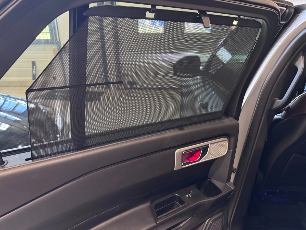 Ford Explorer - photo 30
