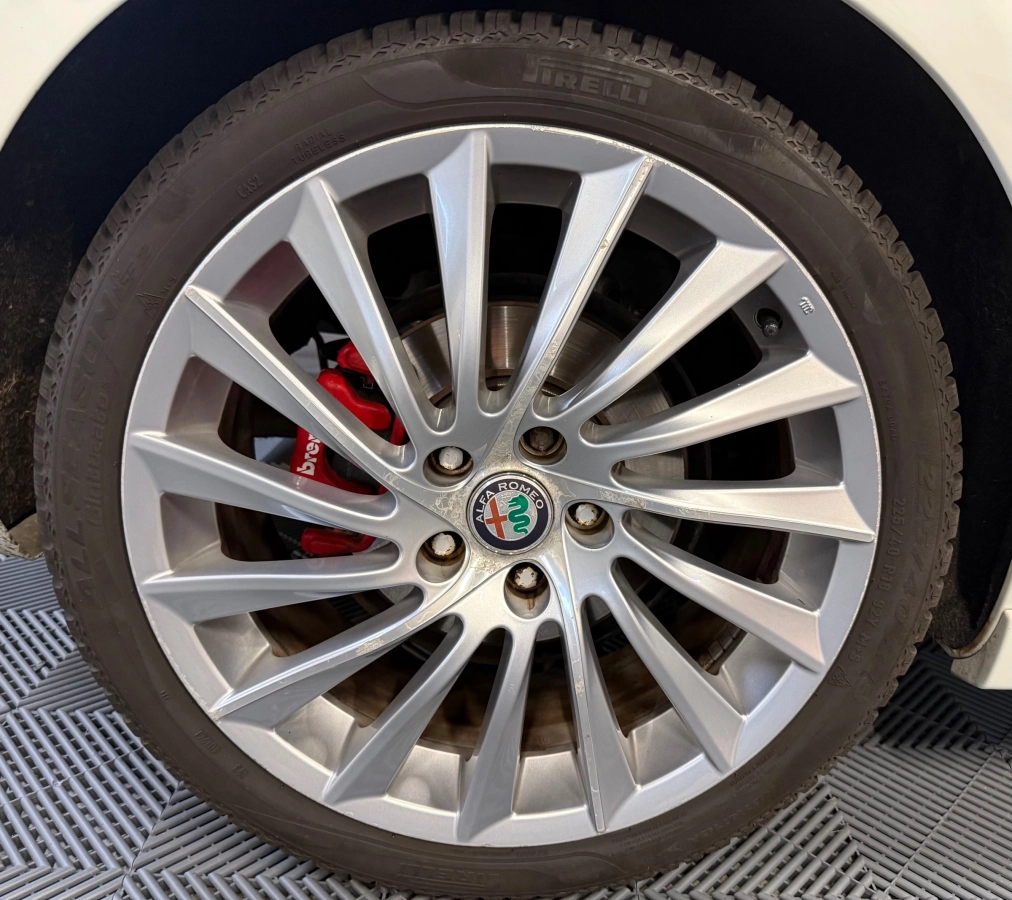 Alfa Romeo Giulietta - photo 27