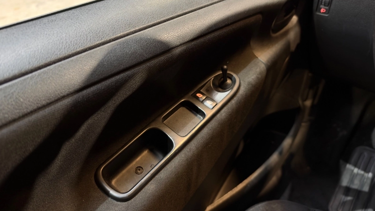 Peugeot 207 - photo 27