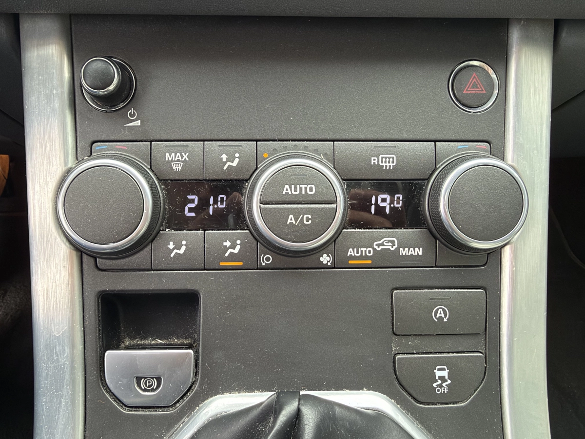 Land Rover Range Rover Evoque - photo 13