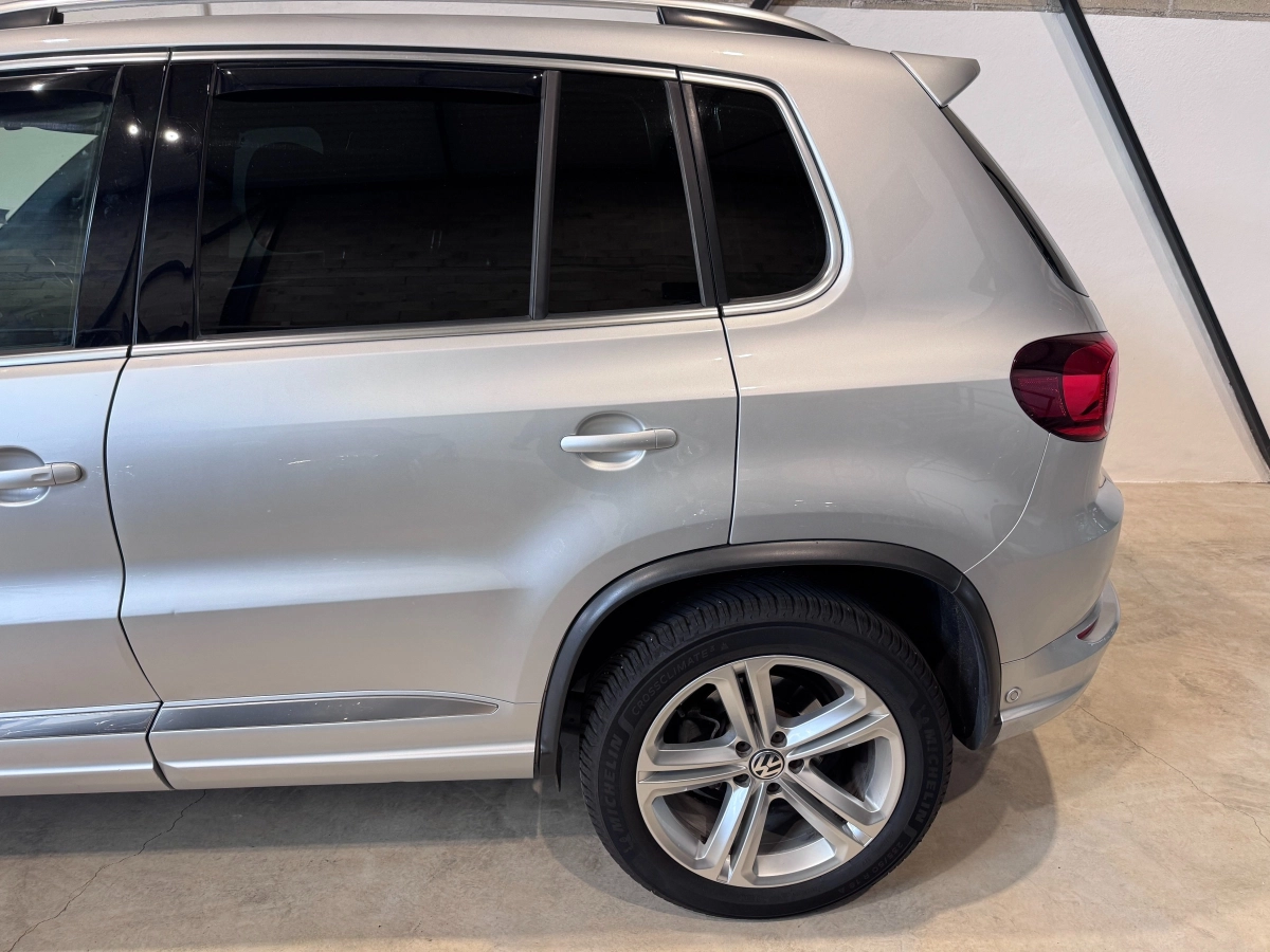 Volkswagen Tiguan - photo 6
