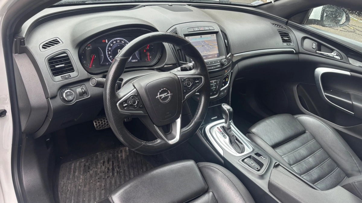 Opel Insignia - photo 7