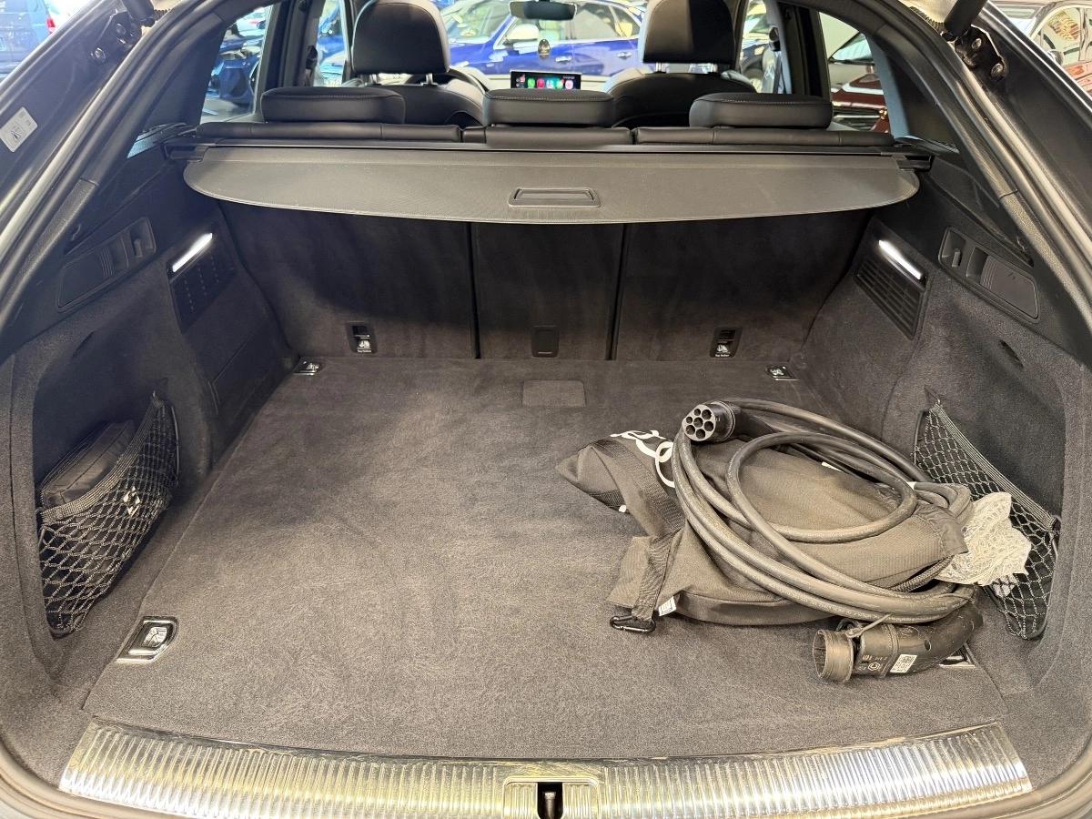 Audi Q5 Sportback 55 TFSIe  367 cv Black Edition S-Line Quattro - 1° Main - Toit Ouvrant - Hifi B&O