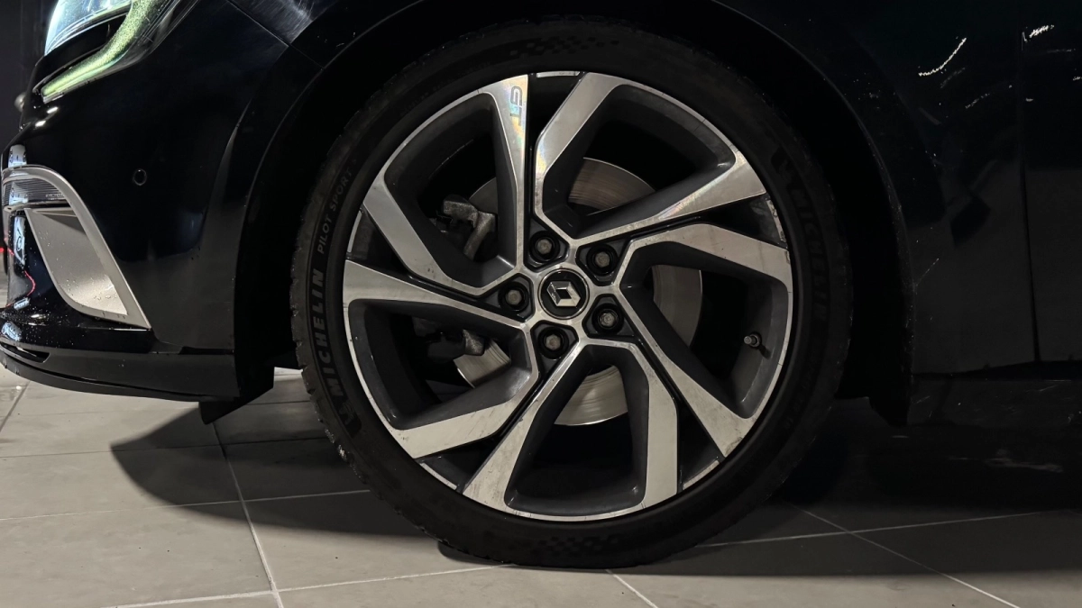 Renault Megane - photo 17