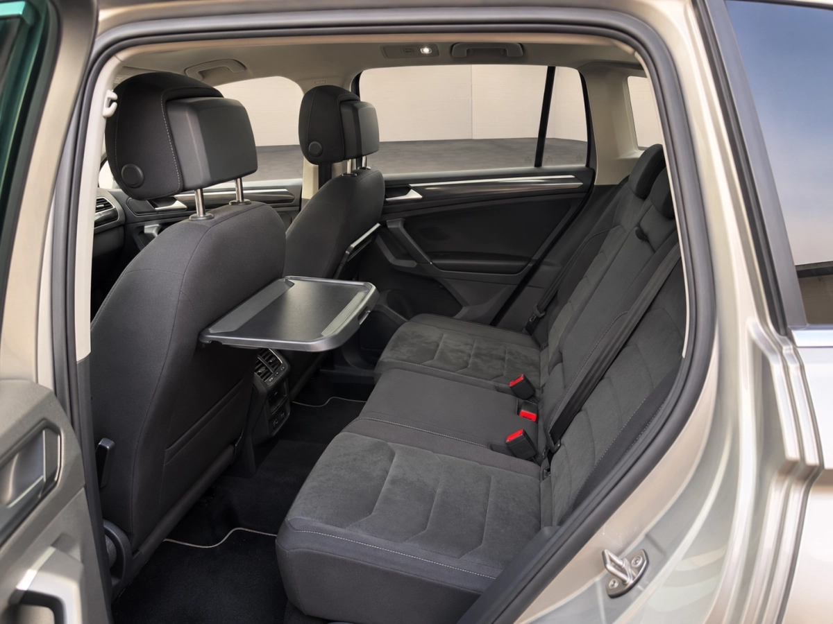 Volkswagen Tiguan - photo 18