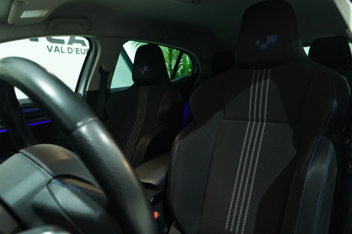 Renault Megane - photo 10