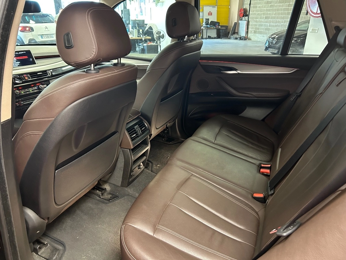 Bmw X5 - photo 8