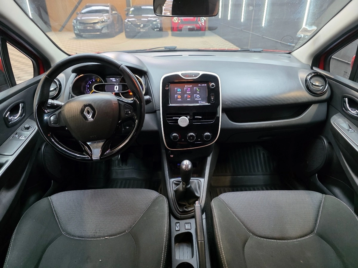 Renault Clio - photo 9