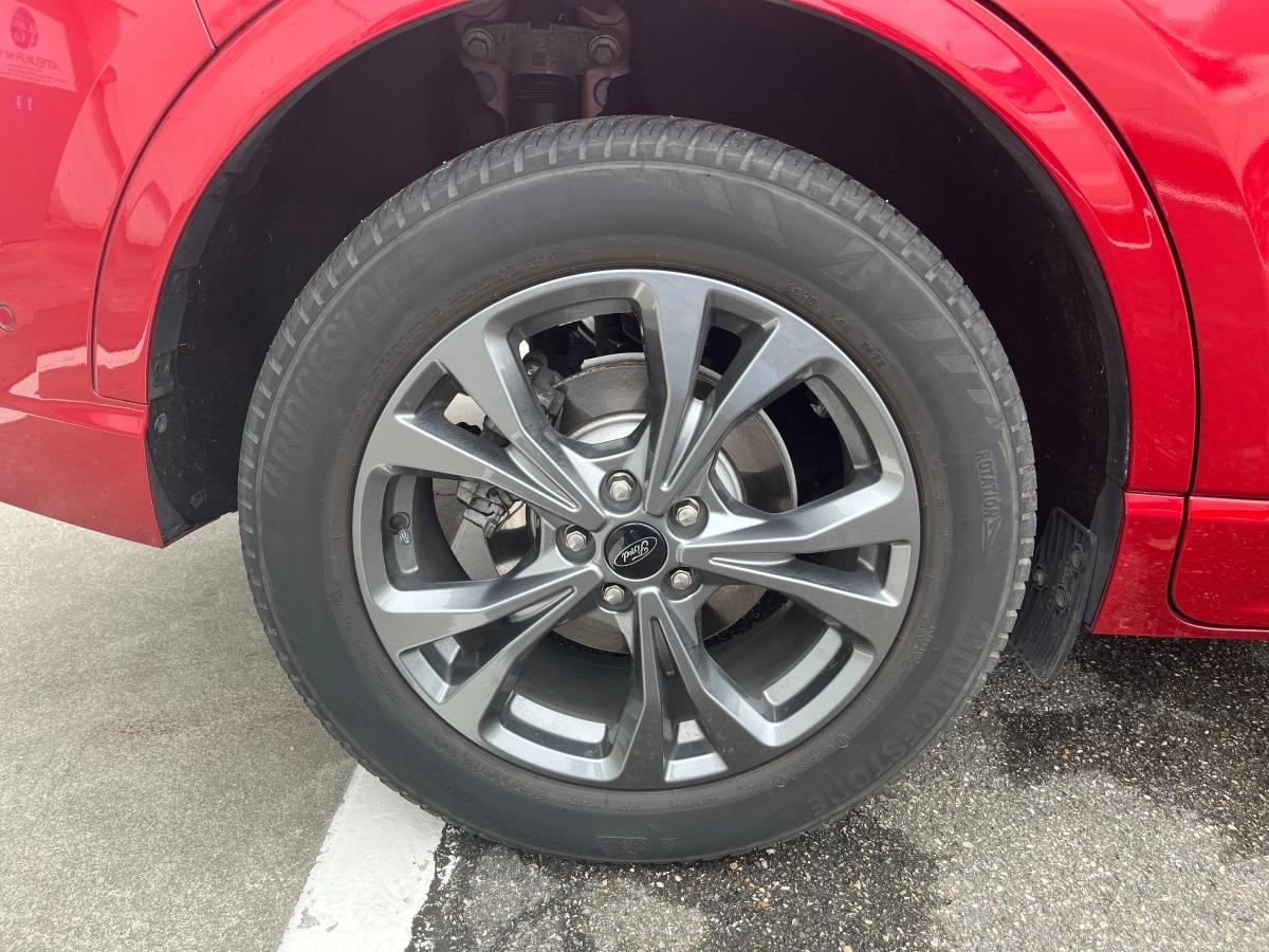 Ford Kuga 2.5 DURATEC 225H 150 HYBRID PHEV 14.4KWH ST-LINE X 4X4 POWER-SPLIT E-CVT BVA