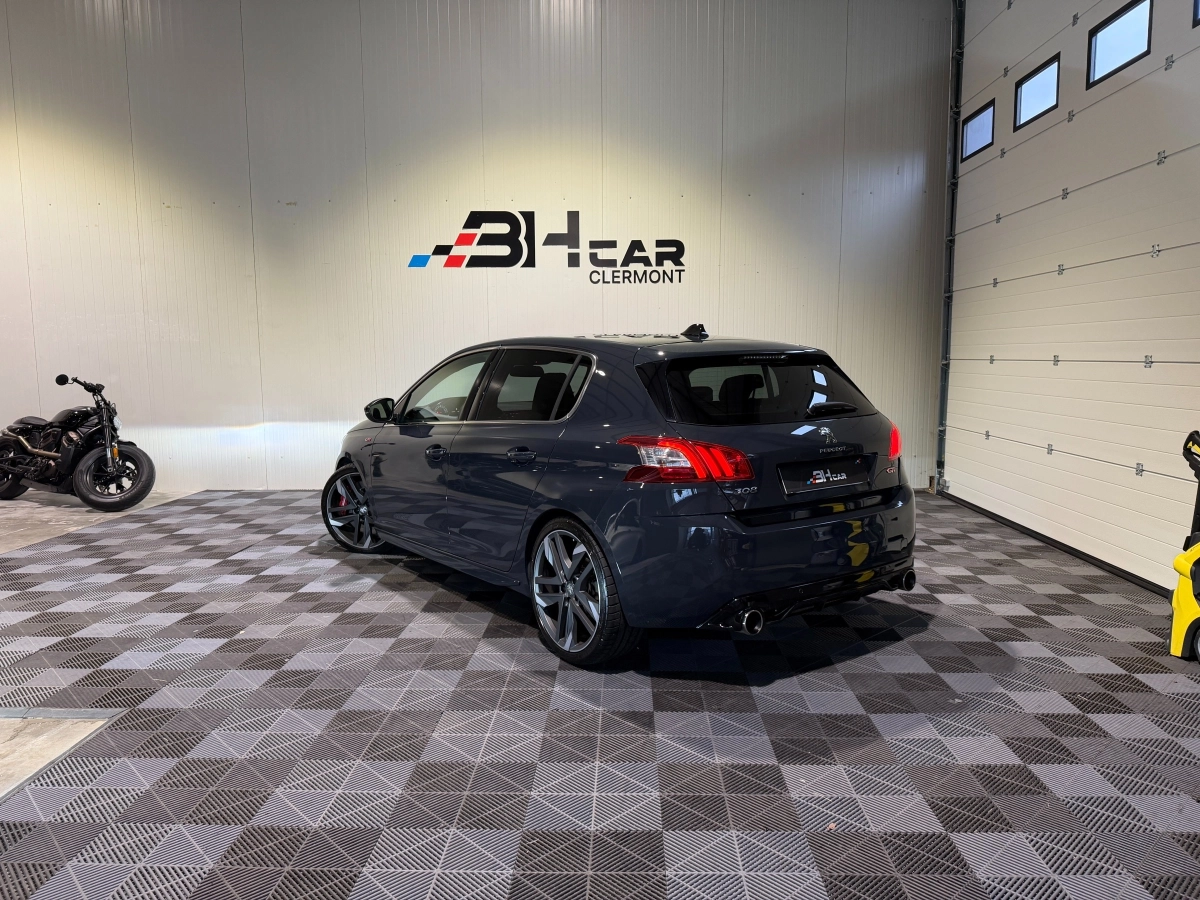 Peugeot 308 - photo 2