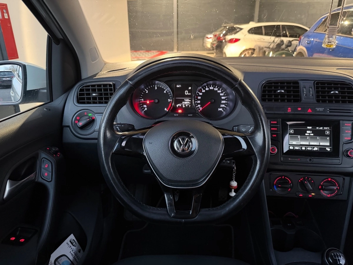 Volkswagen Polo - photo 6