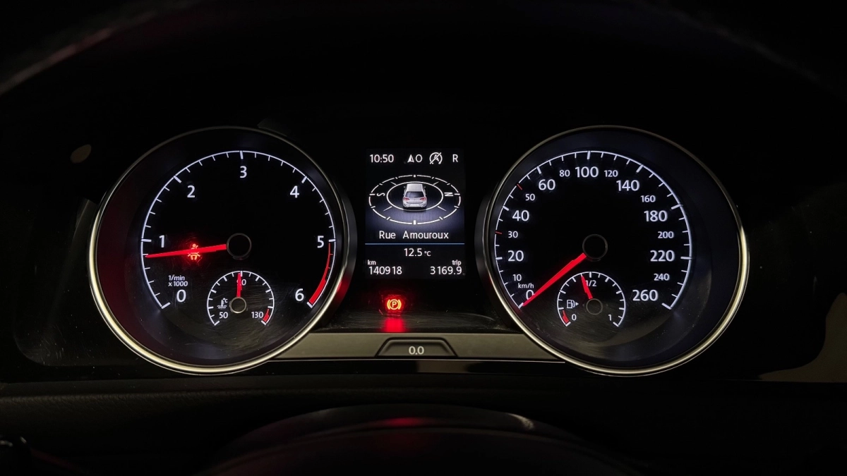 Volkswagen Golf - photo 24