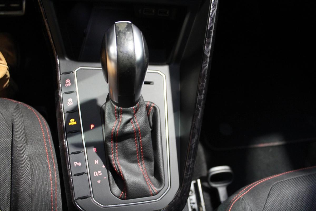 Volkswagen Polo 2.0 TSI 200 GTI DSG BVA