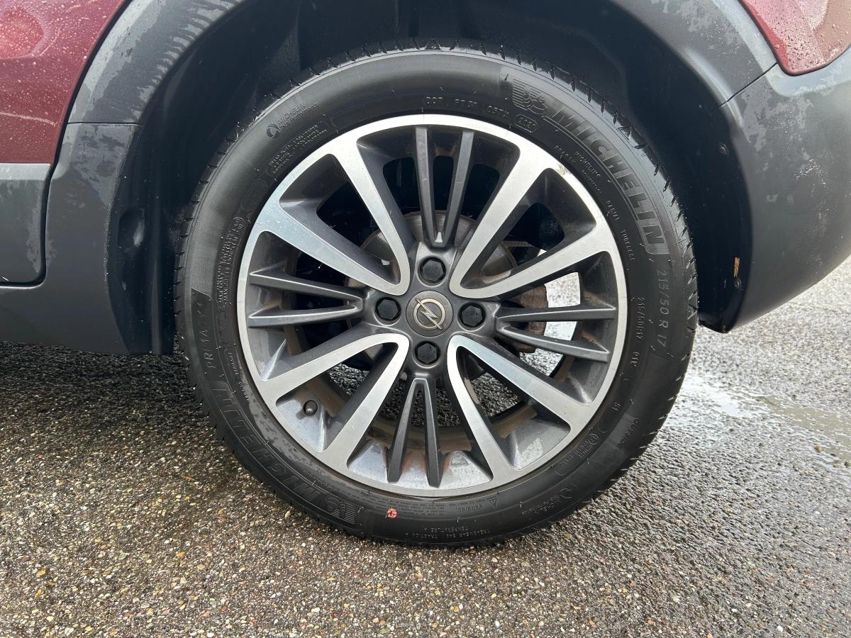 Opel Crossland X 1.2 T 130 ULTIMATE