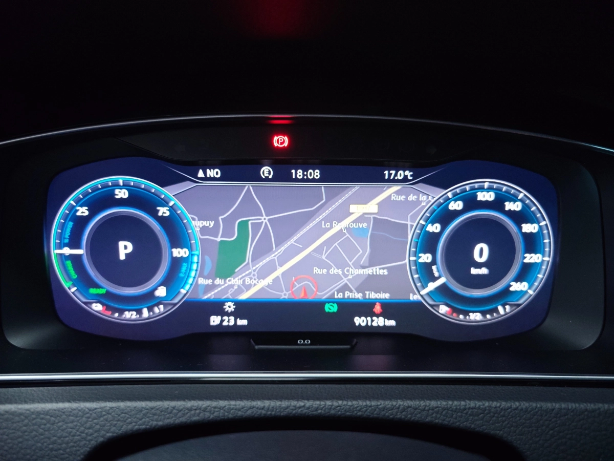 Volkswagen Golf - photo 19