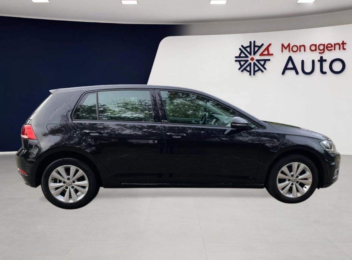 Volkswagen Golf 1.0 TSI 110 BLUEMOTION FIRST EDITION