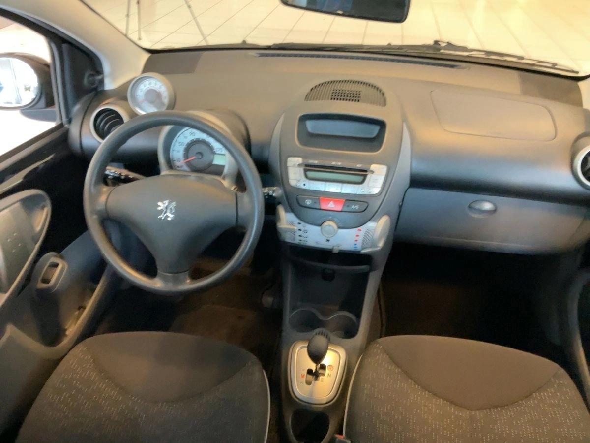 Peugeot 107 1.0 70 TRENDY 2-TRONIC BVA