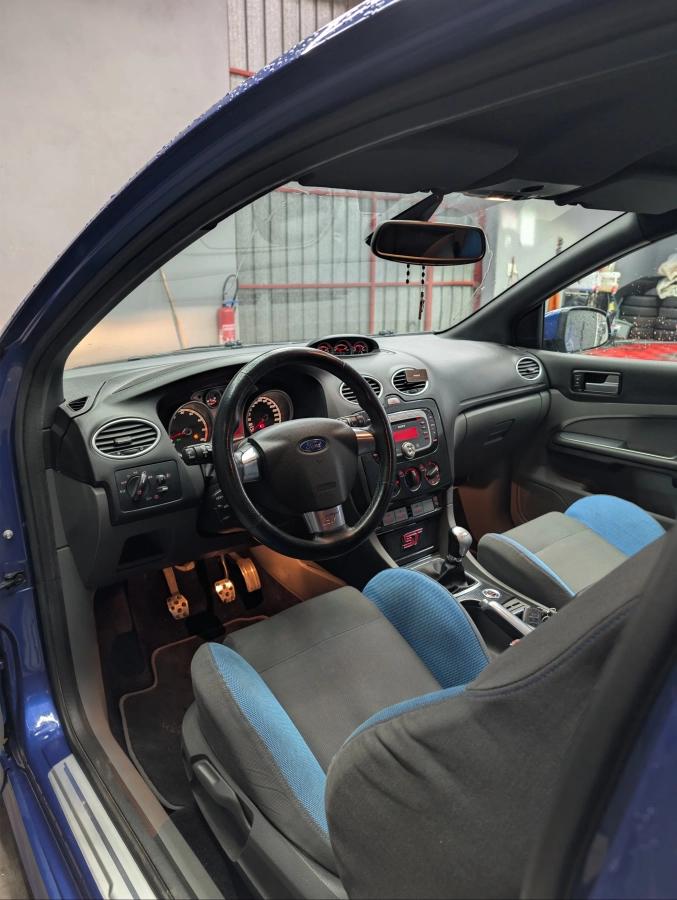 Ford Focus 2.5 T 225 ST