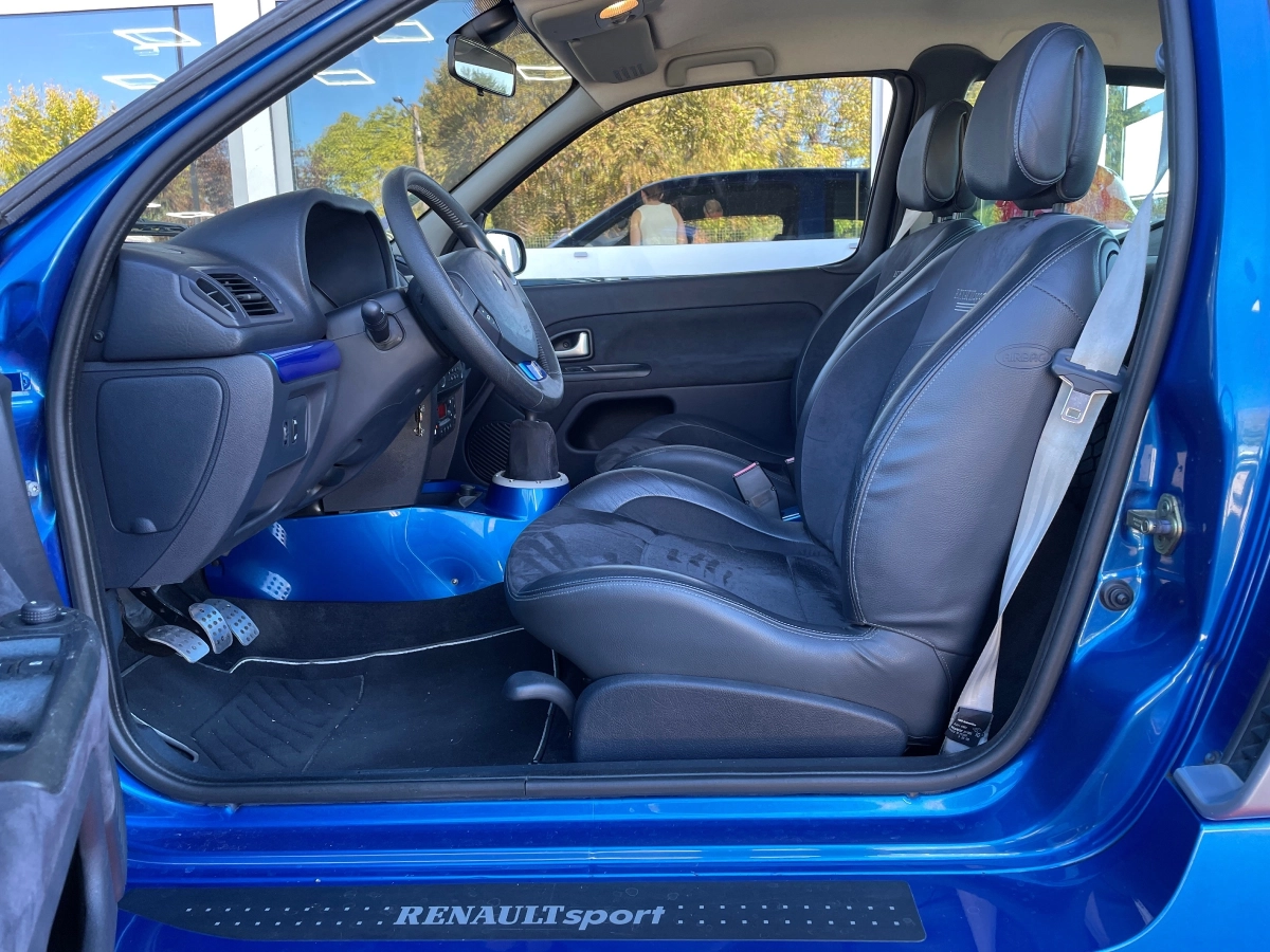 Renault Clio - photo 8