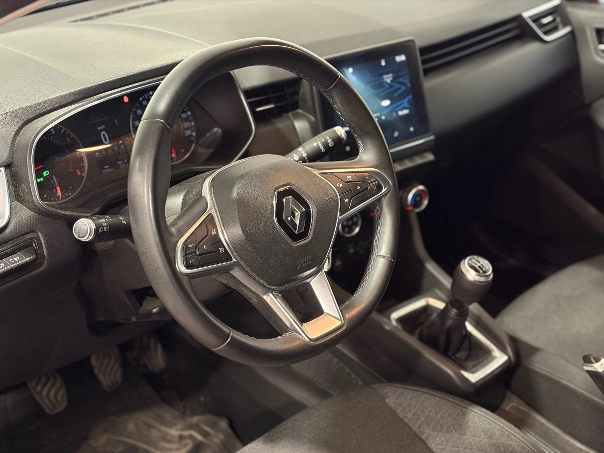 Renault Clio - photo 10