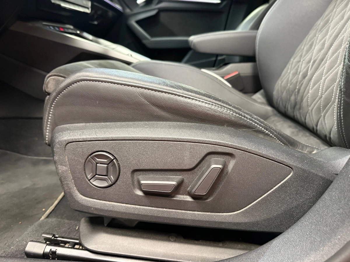 Audi S3 - photo 24