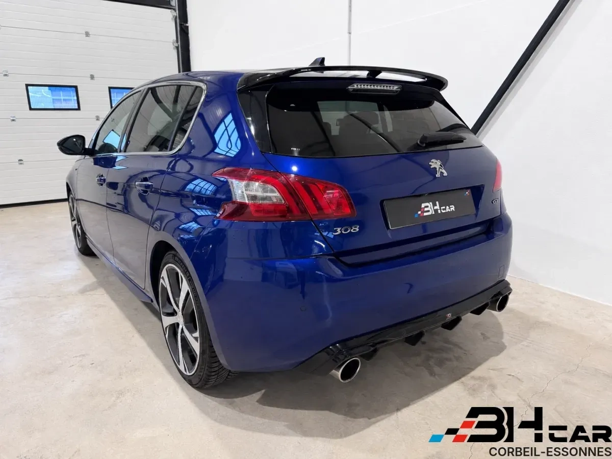 Peugeot 308 - photo 2
