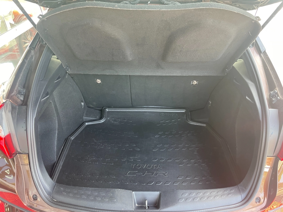 Toyota C-hr - photo 14
