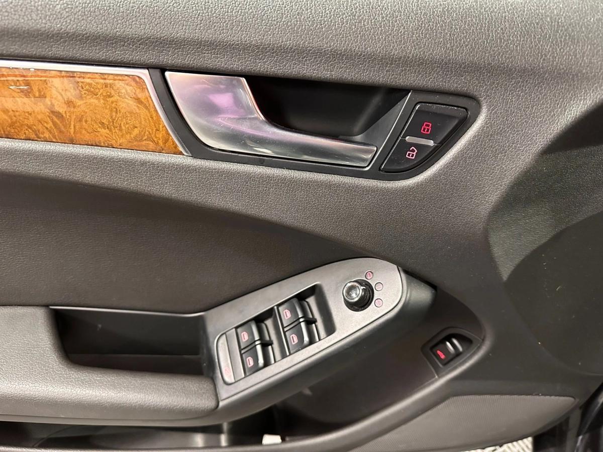 Aperçu indisponible de Audi A4