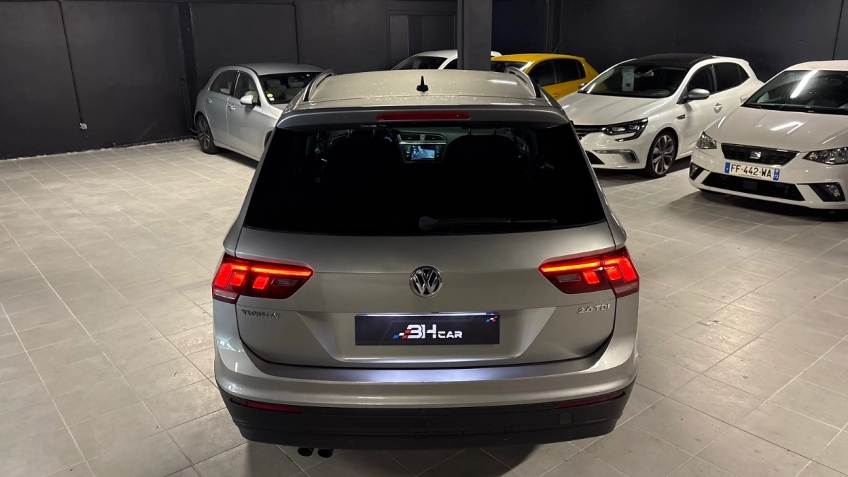 Volkswagen Tiguan - photo 4