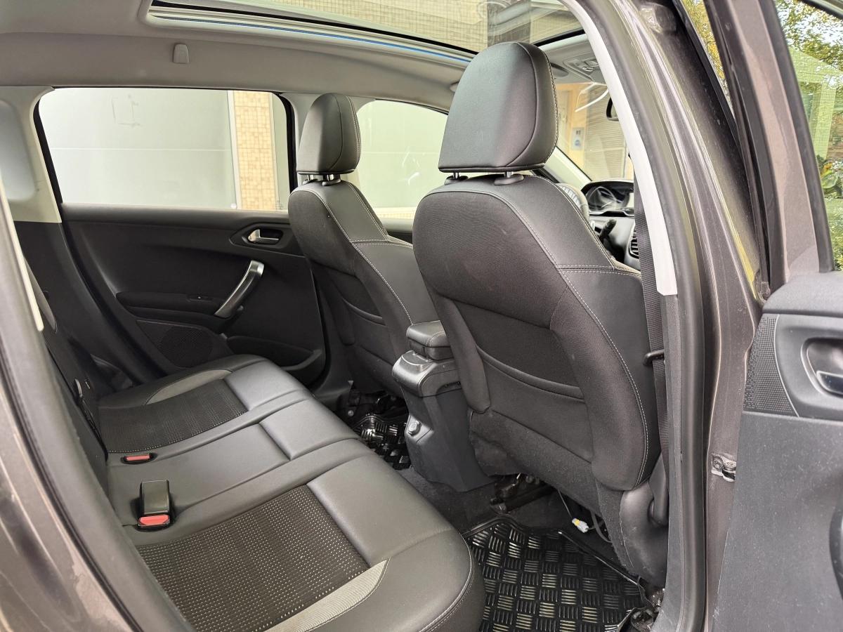 Peugeot 2008 GENERATION-I 1.6 BLUEHDI 100 ALLURE BUSINESS EAT BVA START-STOP