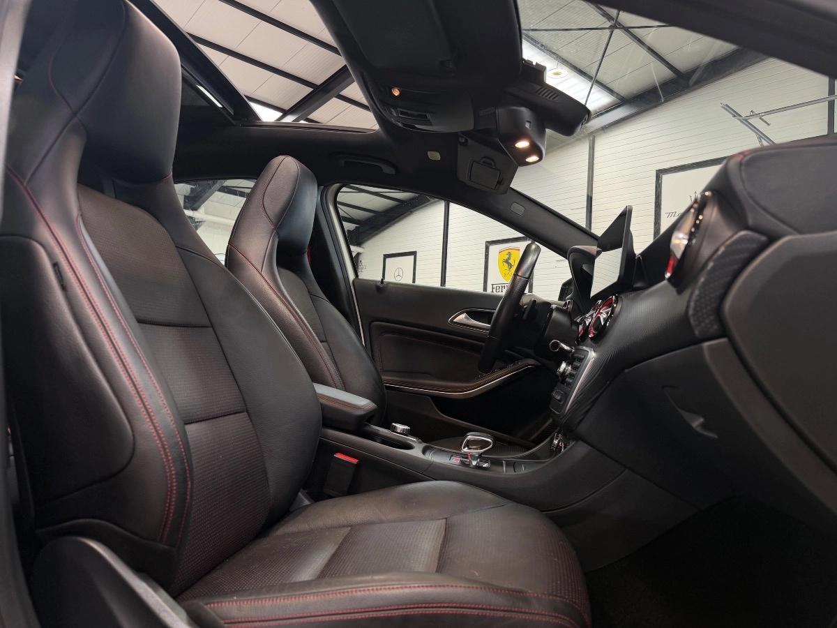 MERCEDES CLASSE A 45 AMG 4-MATIC SPEEDSHIFT 360CH - KIT AERO/TOIT OUVRANT/SIEGES CHAUFFANTS