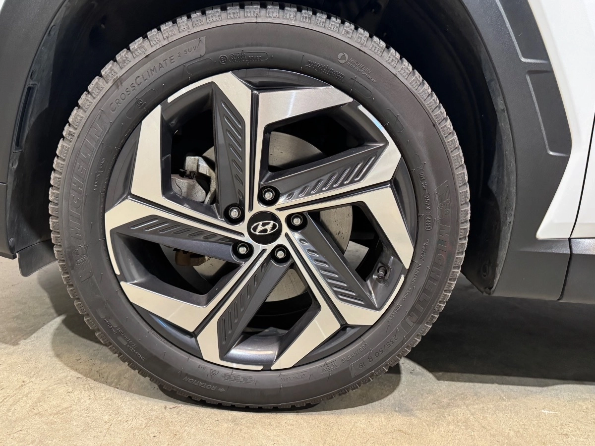 Hyundai Tucson - photo 8
