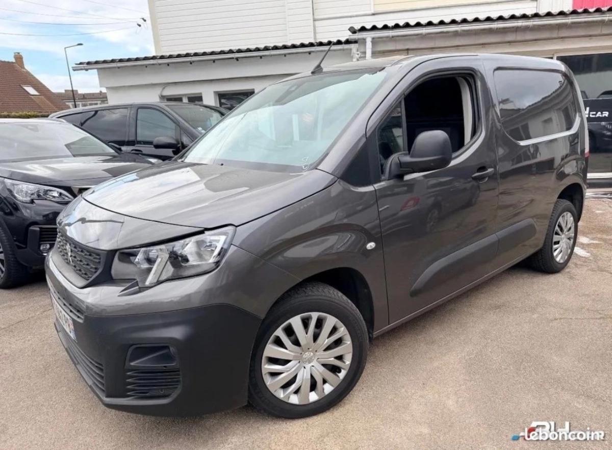 Image: Peugeot Partner Vu FOURGON 1.5 BLUEHDI 130 1000KG L1 M GRIP START-STOP