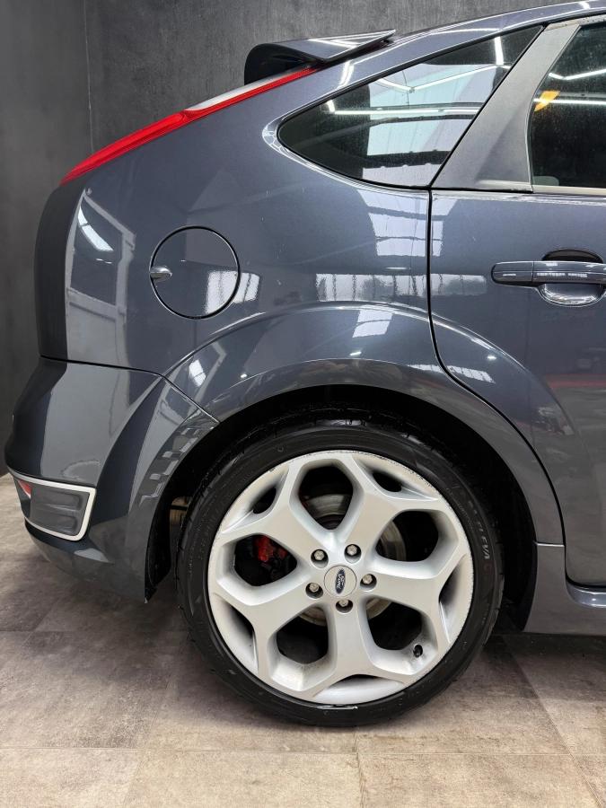 Ford Focus 2.5 T 225 ST