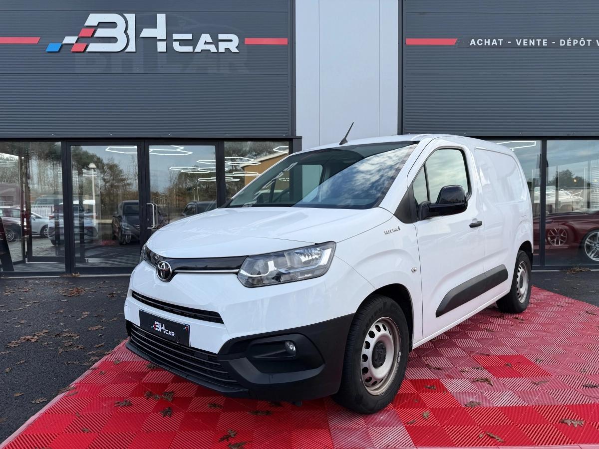 Image: Toyota Pro Ace City Electric FOURGON ELECTRIC 135 50KWH MEDIUM L1 BUSINESS